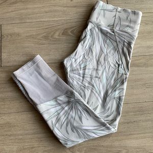 PINK Victorias Secret ULTIMATE Workout Yoga Pants